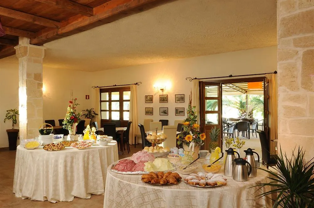 Alghero Resort Country Hotel & Spa 4*,